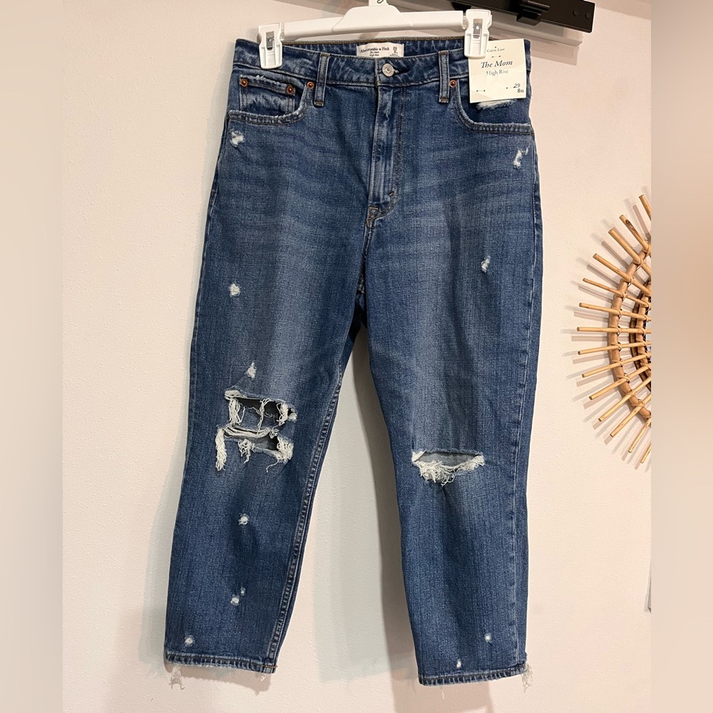 BRAND NEW womens size 8 XS Abercrombie & Fitch blue jeans